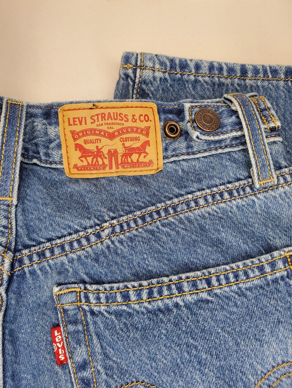 Levi's Cinch Baggy Lightweight Women's Jeans Size 27 - Picture 7 of 13